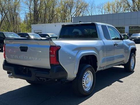 Certified 2025 Toyota Tacoma SR AWD/4WD image 6