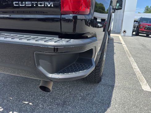 Used 2024 Chevrolet Silverado 2500 Custom w/ Custom Convenience Package AWD/4WD image 6
