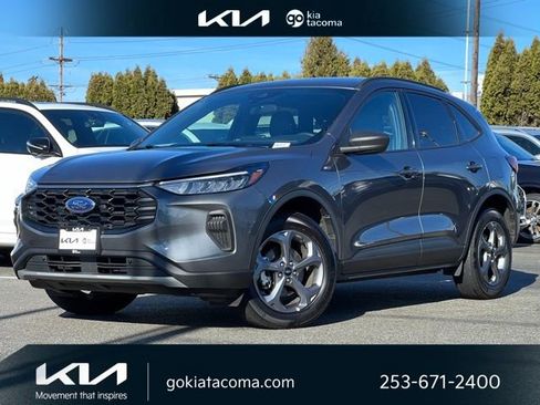 Used 2025 Ford Escape ST-Line image 1