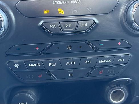 Used 2022 Ford Ranger Lariat w/ Equipment Group 501A High image 17