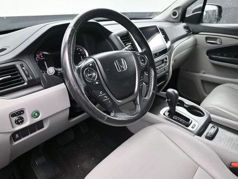 Certified 2017 Honda Pilot EX-L image 18
