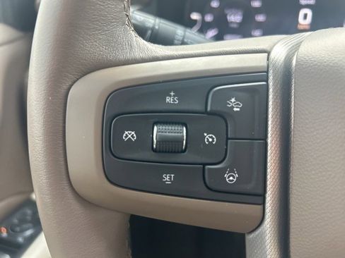 Used 2023 GMC Yukon XL Denali w/ Advanced Technology Package image 13