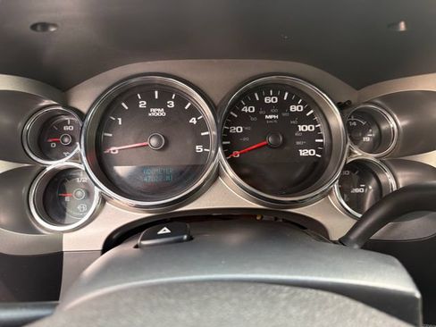 Used 2013 Chevrolet Silverado 3500 LT w/ Interior Plus Package AWD/4WD image 14