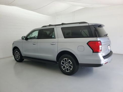 Used 2024 Ford Expedition Max XLT AWD/4WD image 7