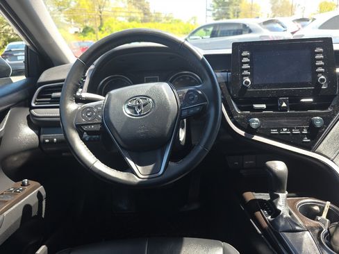 Used 2024 Toyota Camry SE FWD image 14