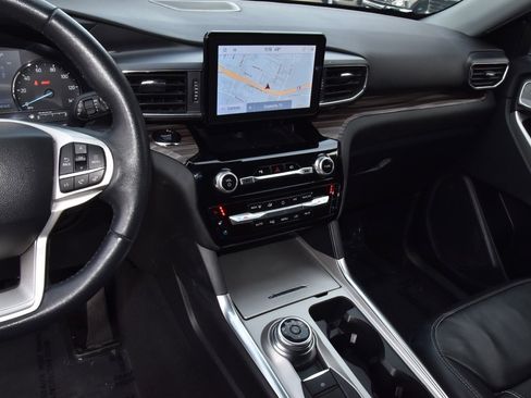 Certified 2023 Ford Explorer Limited image 28