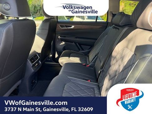 Certified 2025 Volkswagen Atlas SEL Premium R-Line AWD/4WD image 12