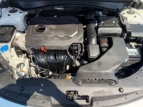 Used 2017 Kia Optima LX FWD image 30
