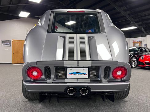 Used 2006 Ford GT image 11