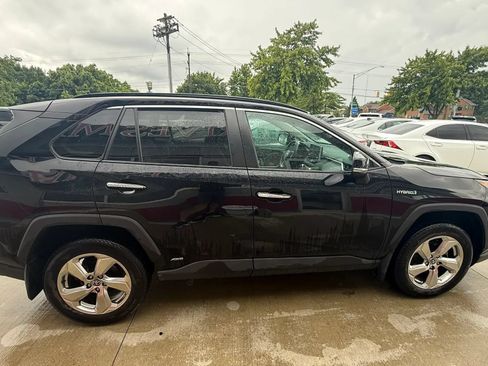 Used 2021 Toyota RAV4 Limited w/ Limited Grade Weather Package AWD/4WD image 5