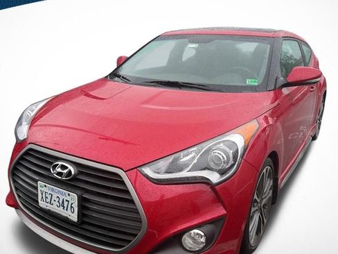 Used 2016 Hyundai Veloster Turbo w/ Option Group 04 FWD image 1