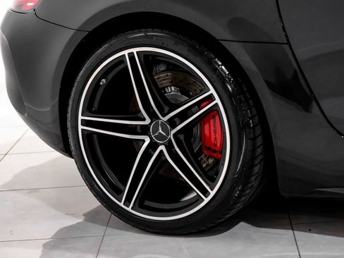 Used 2018 Mercedes-Benz AMG GT C w/ AMG Interior Night Package image 45