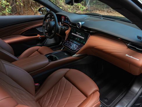 Used 2024 Maserati GranTurismo Modena AWD/4WD image 2