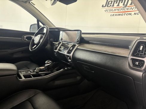Used 2023 Kia Sorento X-Line EX AWD/4WD image 36