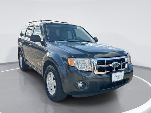 Used 2008 Ford Escape XLT image 1