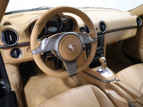 Used 2009 Porsche Cayman RWD image 4