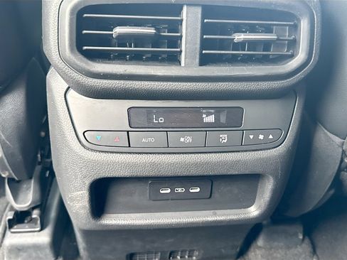 Used 2025 Honda Pilot EX-L image 24