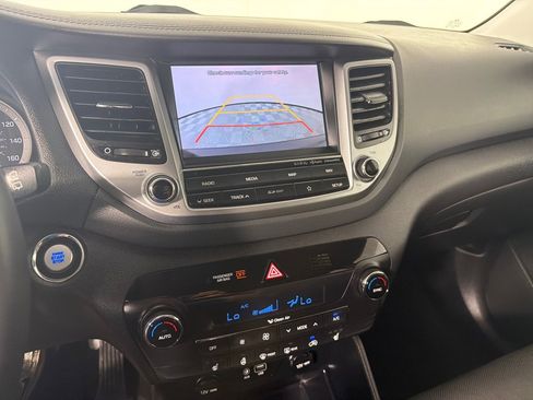 Used 2018 Hyundai Tucson Limited w/ Cargo Package AWD/4WD image 15