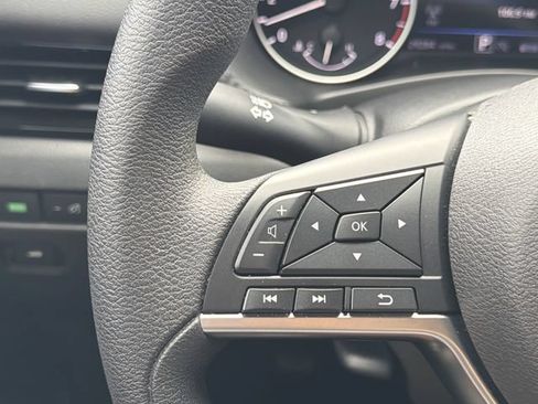 Used 2025 Nissan Sentra SV FWD image 24