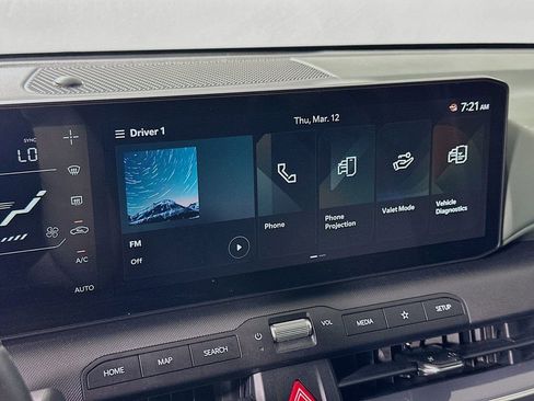 Used 2025 Kia K4 EX image 24