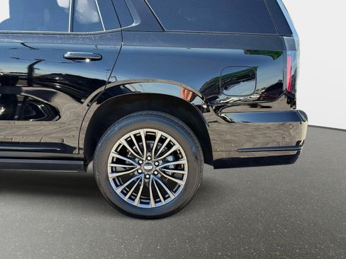 Used 2026 Cadillac Escalade Platinum Sport AWD/4WD image 13