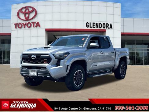 Certified 2024 Toyota Tacoma TRD Sport w/ TRD Sport Upgrade Package AWD/4WD image 5