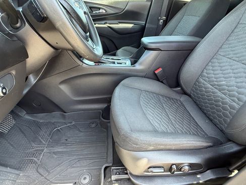 Used 2020 Chevrolet Equinox LT FWD image 13