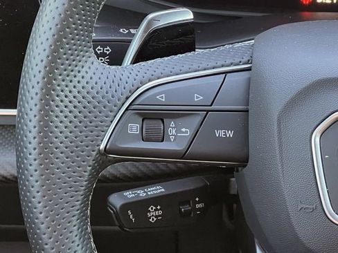 Used 2023 Audi RS Q8 image 12