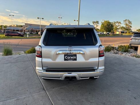 Used 2020 Toyota 4Runner Limited AWD/4WD image 7