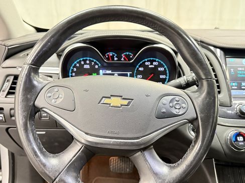 Used 2018 Chevrolet Impala LT image 29