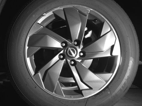 Used 2025 Nissan Rogue SV image 14