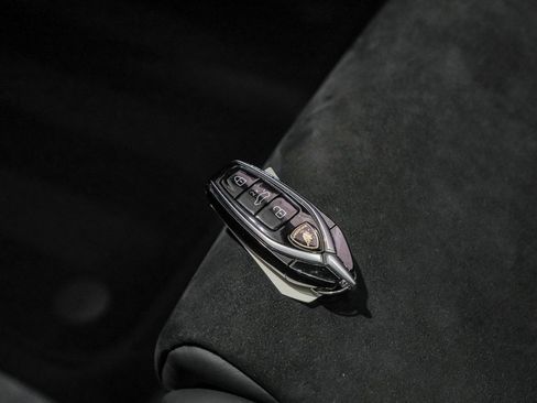 Used 2024 Lamborghini Urus Performante image 72