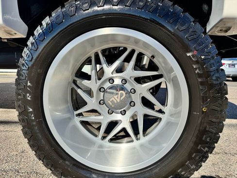 Used 2014 Ford F250 Platinum w/ FX4 Off-Road Package image 44