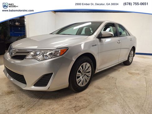 Used 2012 Toyota Camry LE image 18