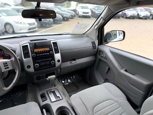 Used 2016 Nissan Frontier S image 17