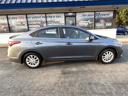 Used 2019 Hyundai Accent SEL image 8