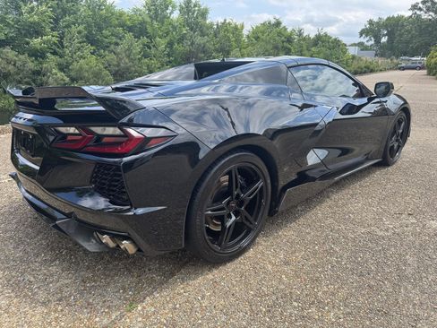 Used 2021 Chevrolet Corvette Stingray Preferred Conv w/ Z51 Performance Package RWD image 4