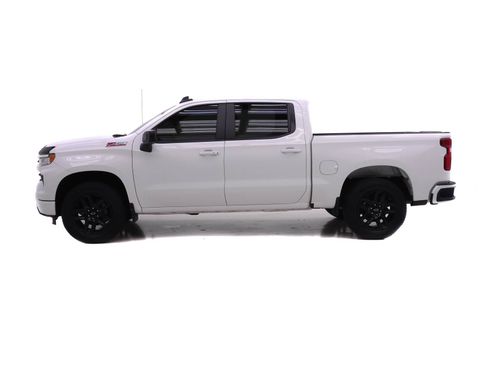 Used 2024 Chevrolet Silverado 1500 RST w/ Convenience Package II AWD/4WD image 3