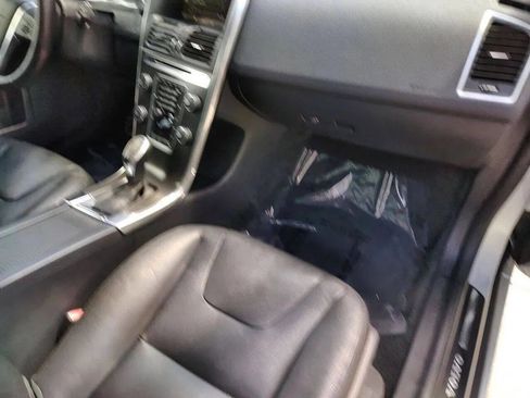 Used 2015 Volvo XC60 T5 Premier image 30