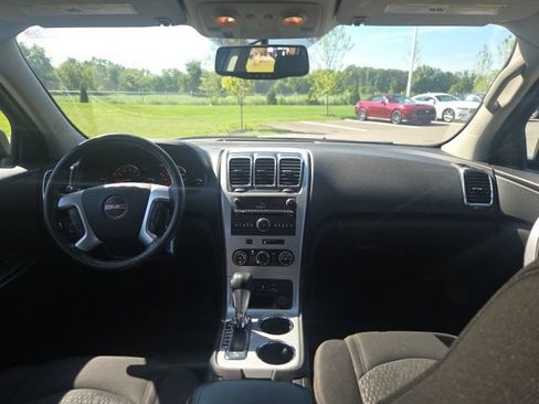 Used 2010 GMC Acadia SLE FWD image 20