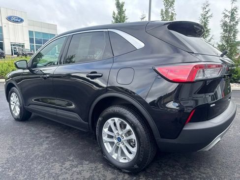 Certified 2022 Ford Escape SE AWD/4WD image 4