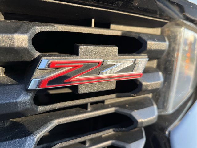 Used 2022 Chevrolet Silverado 1500 Custom Trail Boss AWD/4WD image 31
