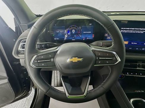 New 2026 Chevrolet Traverse LT w/ Driver Confidence Package FWD image 13