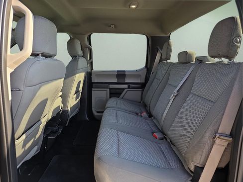 Certified 2018 Ford F150 XLT image 10