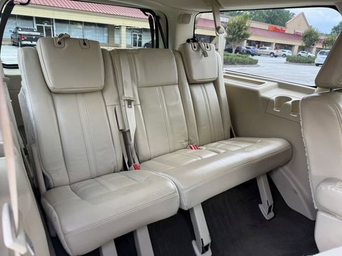Used 2017 Lincoln Navigator L Reserve RWD image 29