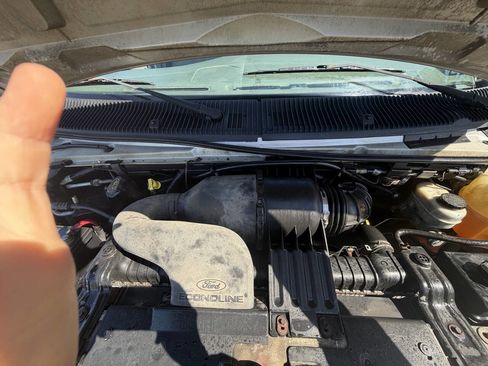 Used 2003 Ford E-250 and Econoline 250 E 250 3dr Extended Cargo Van image 21