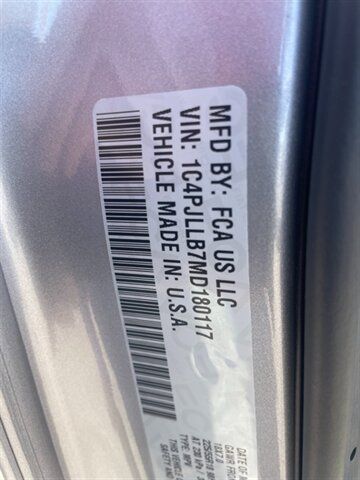 Used 2021 Jeep Cherokee Latitude Plus FWD image 5