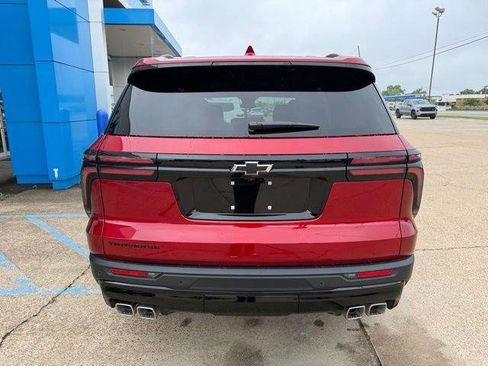 New 2026 Chevrolet Traverse LT w/ Midnight/Sport Edition FWD image 4