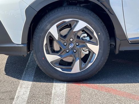 New 2025 Subaru Crosstrek 2.5i Limited w/ Crosstrek Mirror Package image 35