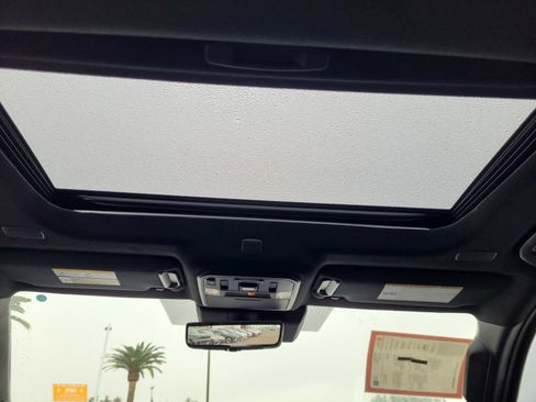 Used 2025 Toyota 4Runner TRD Off-Road Premium image 12